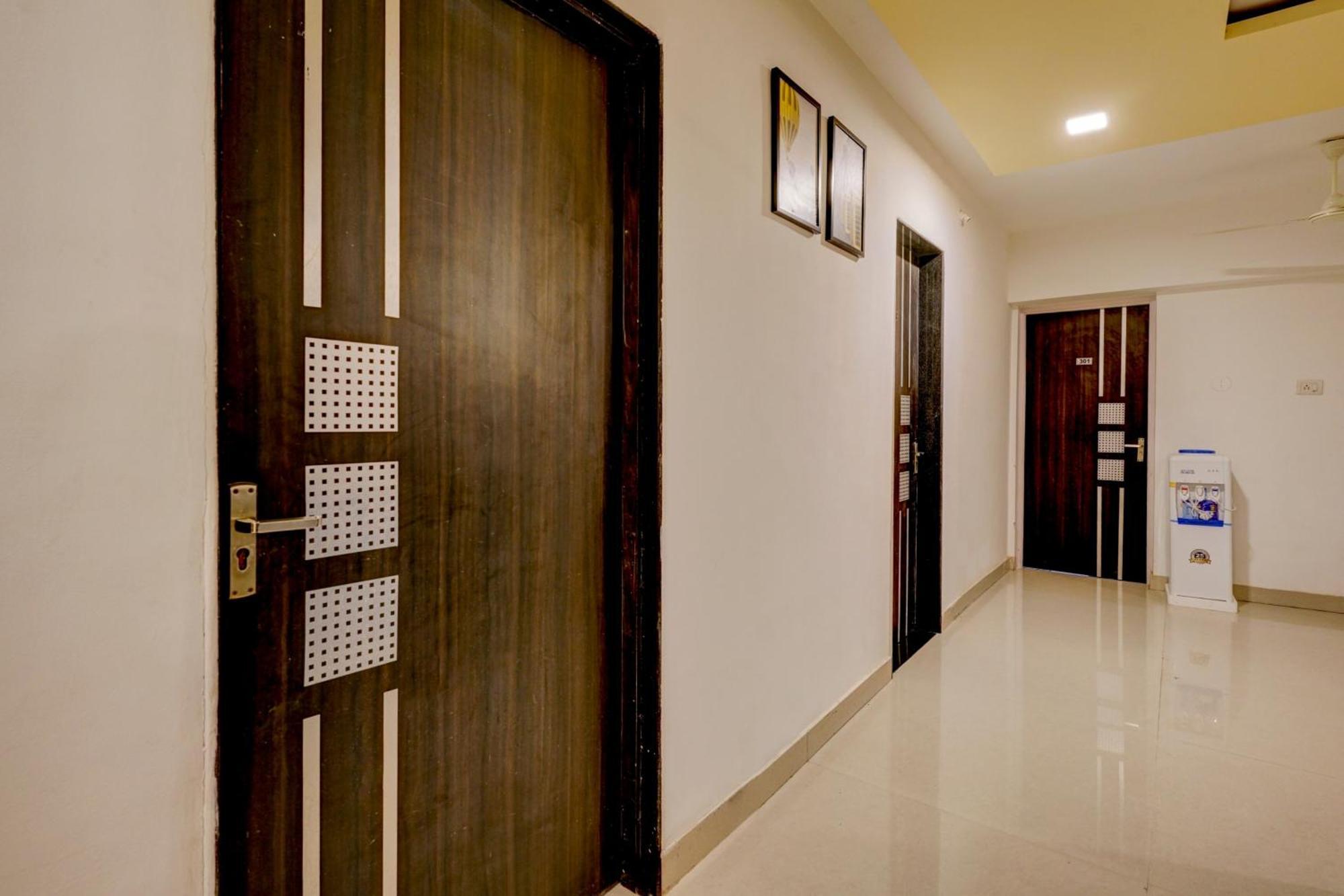 Rio Corporate House Hotel Mumbai Exterior foto